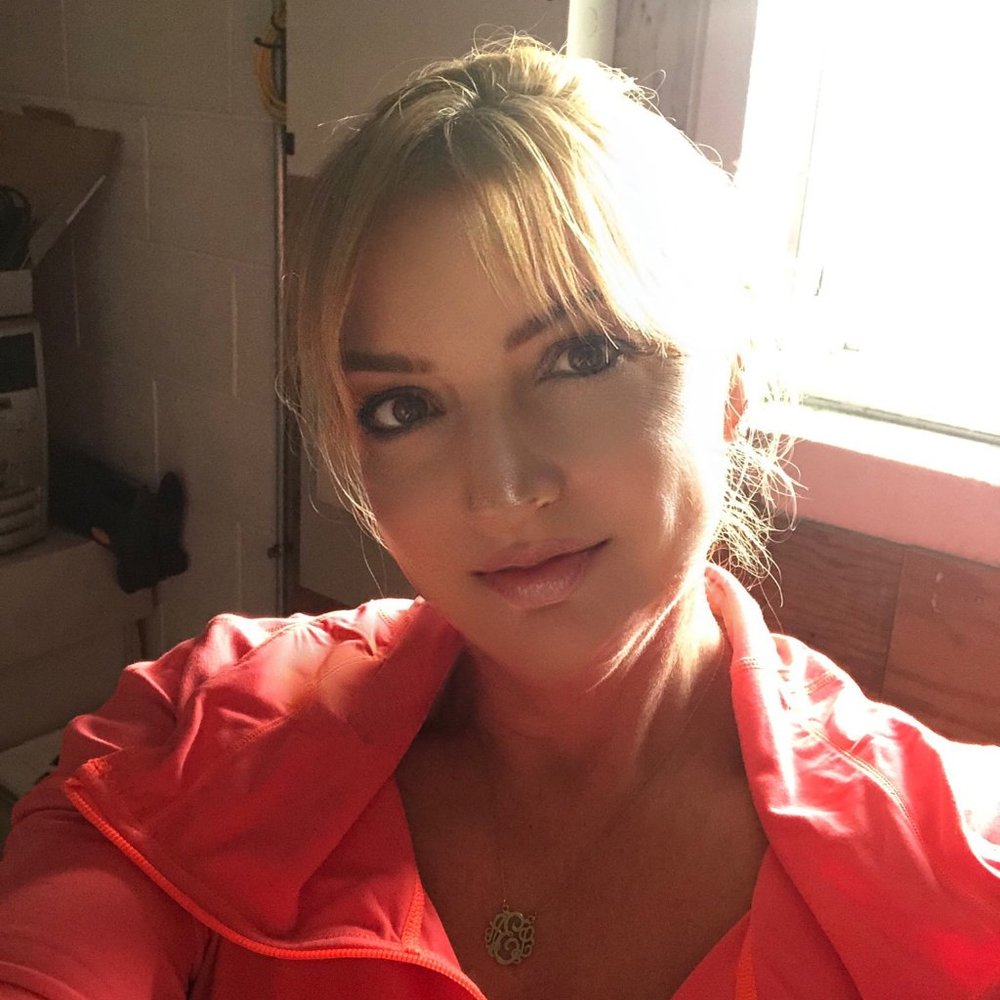 Meet your Posher, Angela